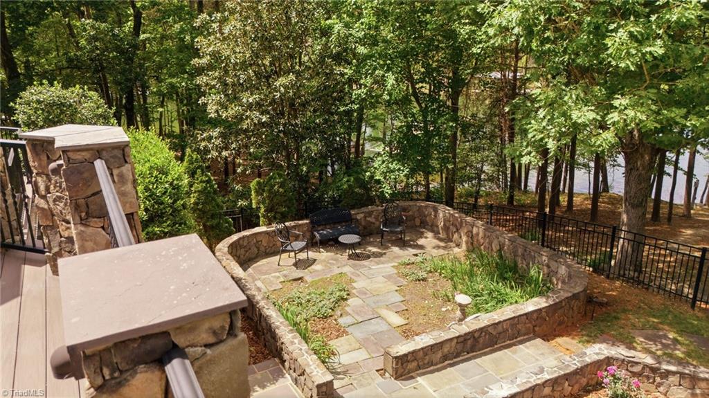 191 Porters Glen