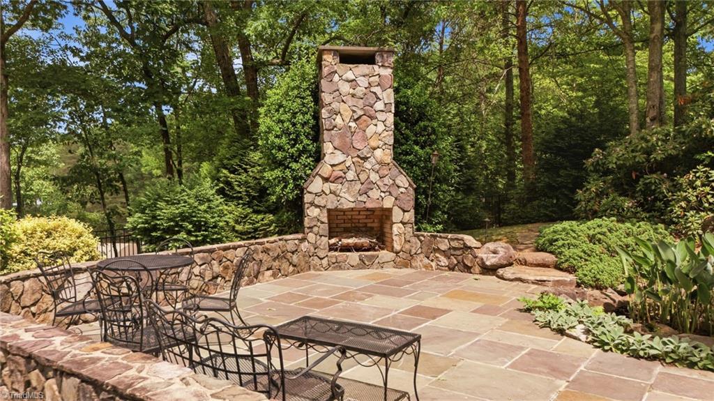 191 Porters Glen