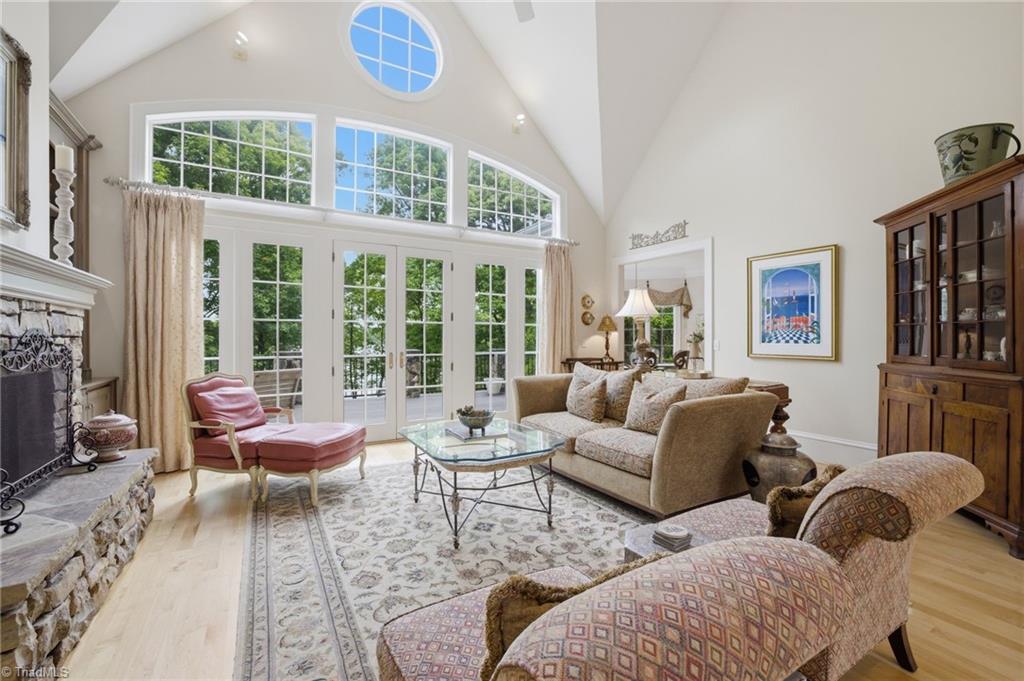 191 Porters Glen