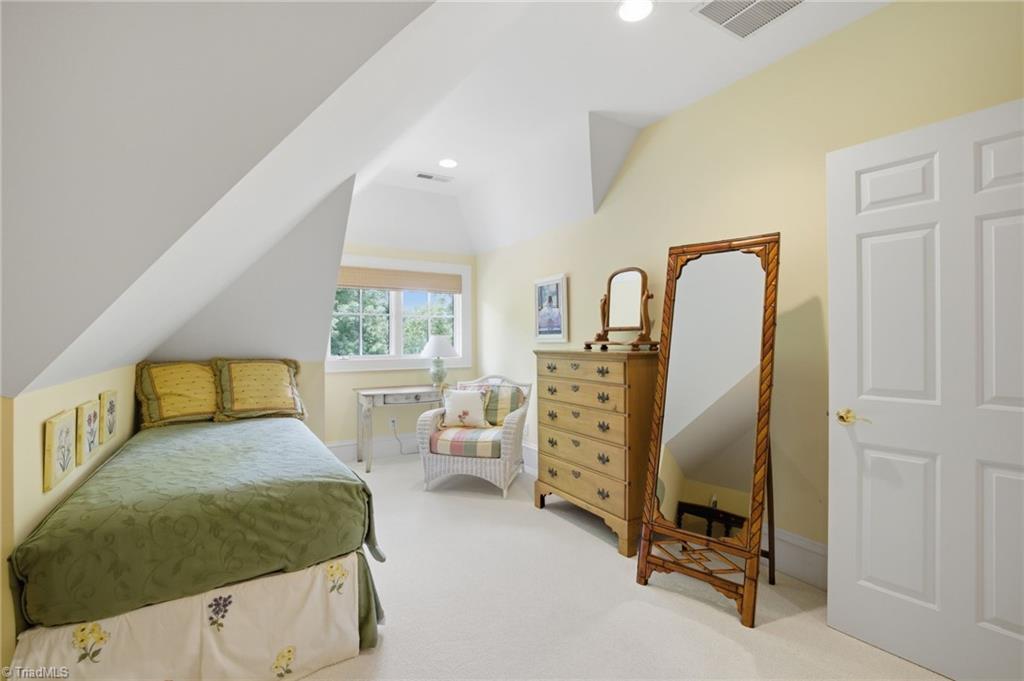 191 Porters Glen
