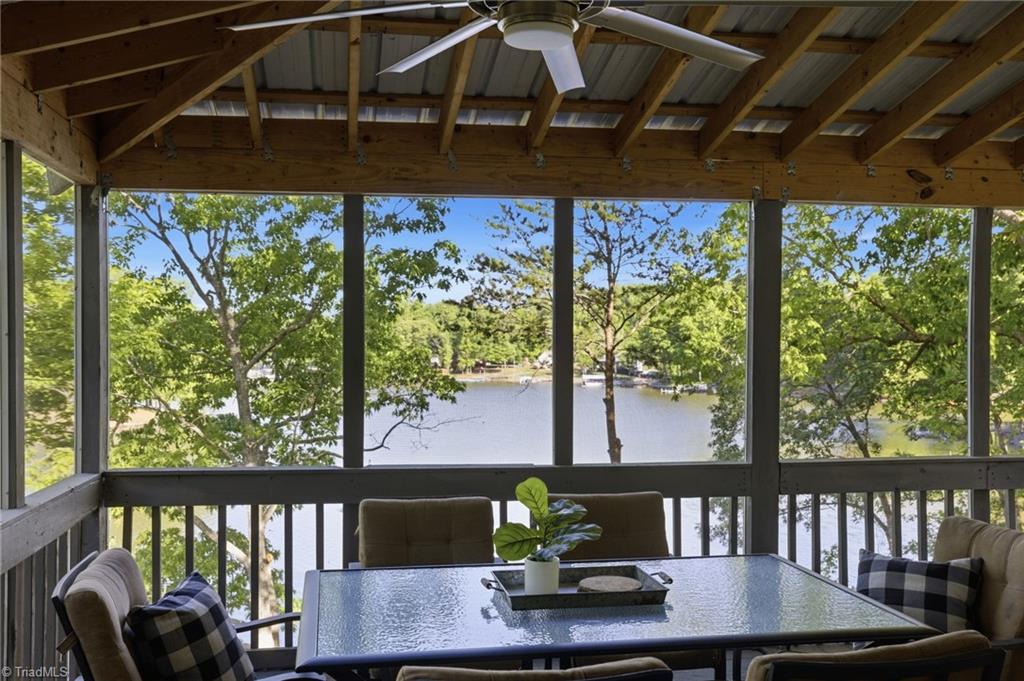 424 Mountain Harbor Drive