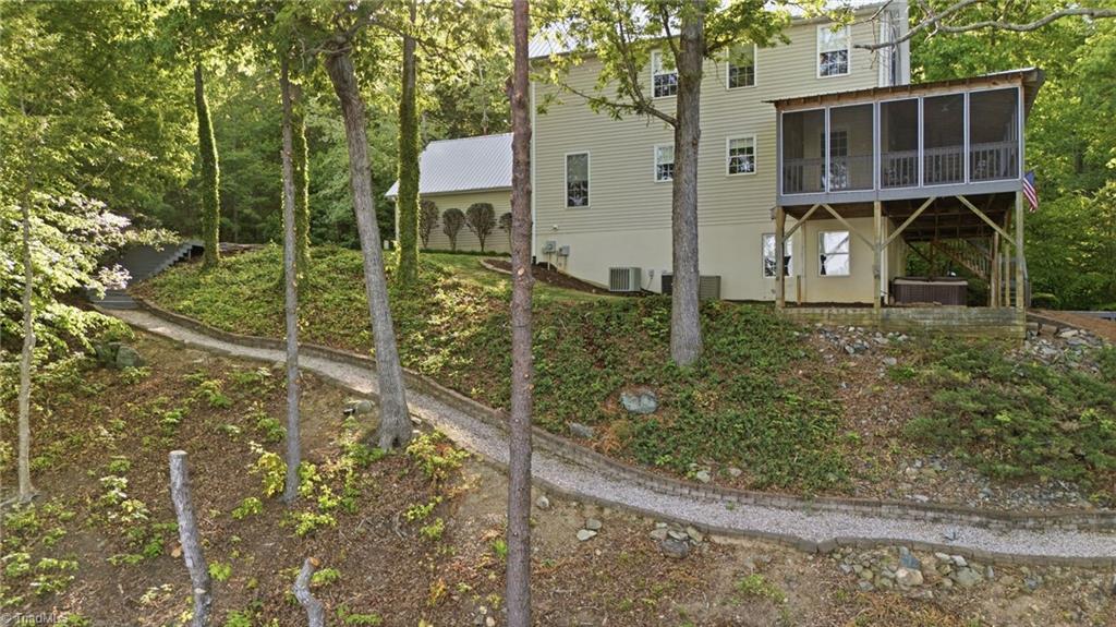 424 Mountain Harbor Drive