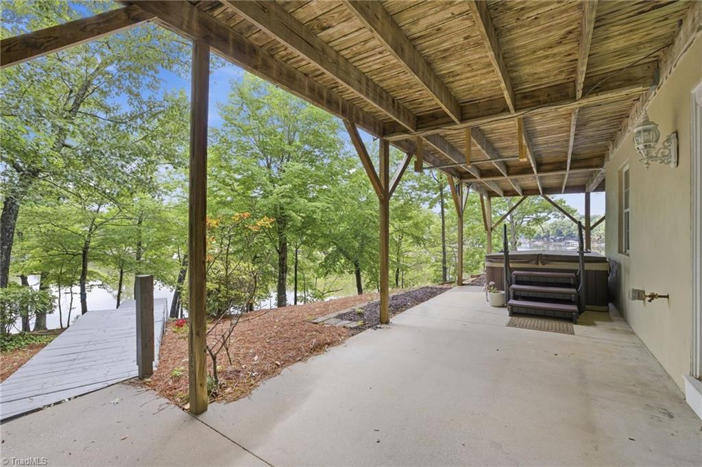 424 Mountain Harbor Drive
