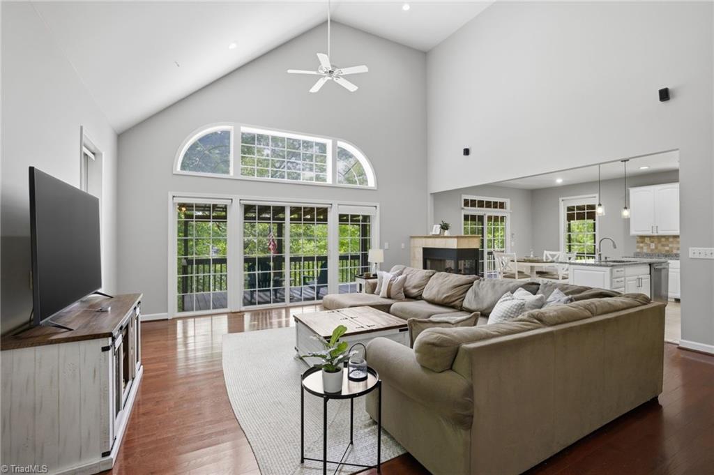 424 Mountain Harbor Drive