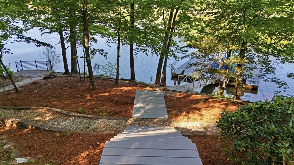424 Mountain Harbor Drive