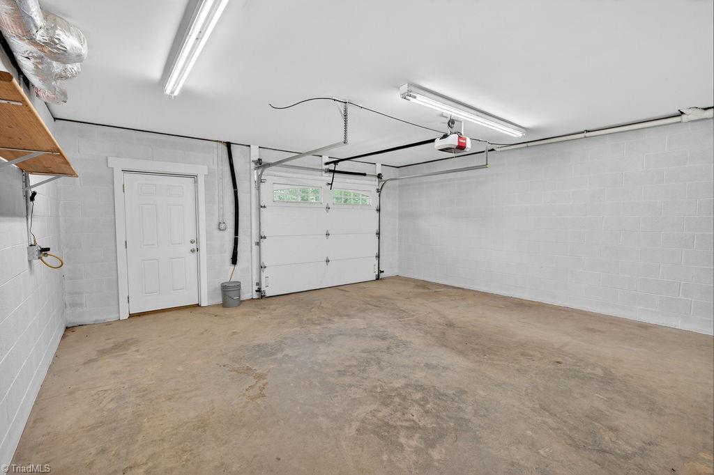 383 Simmons Road
