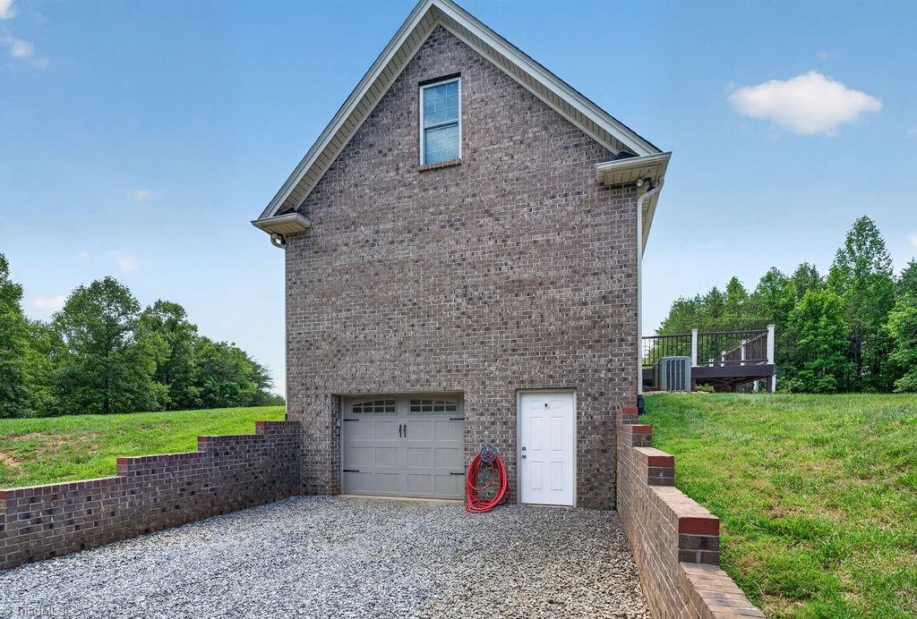 383 Simmons Road