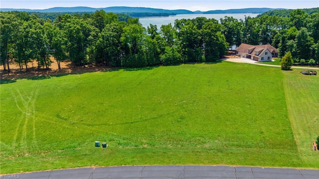 206 Kendricks Cove