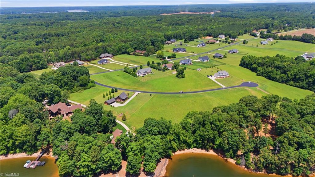 206 Kendricks Cove