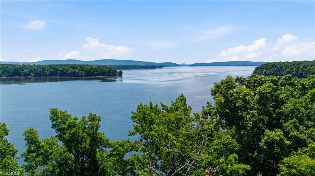 206 Kendricks Cove