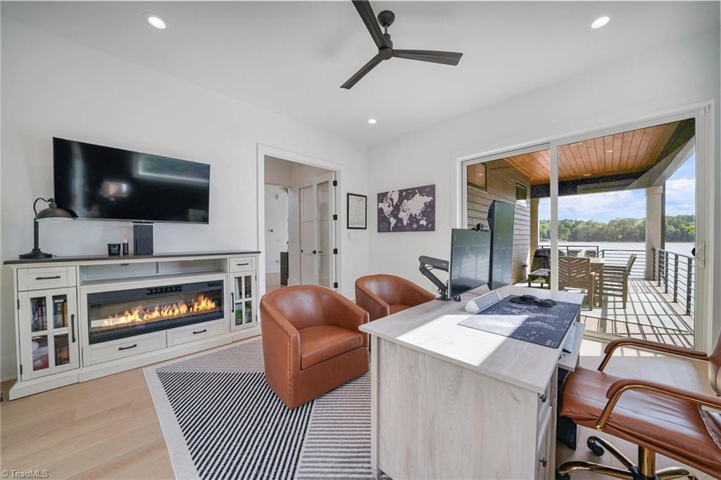 850 Mainsail Road