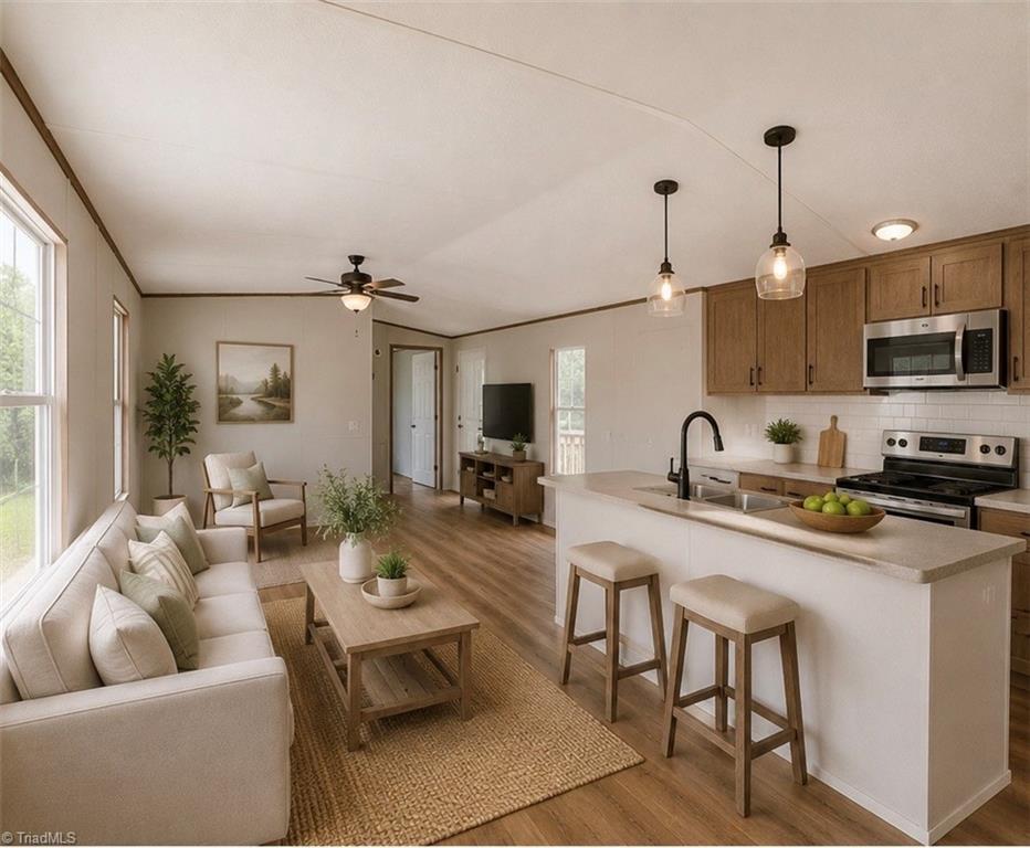 1641 Riverview Road Extension