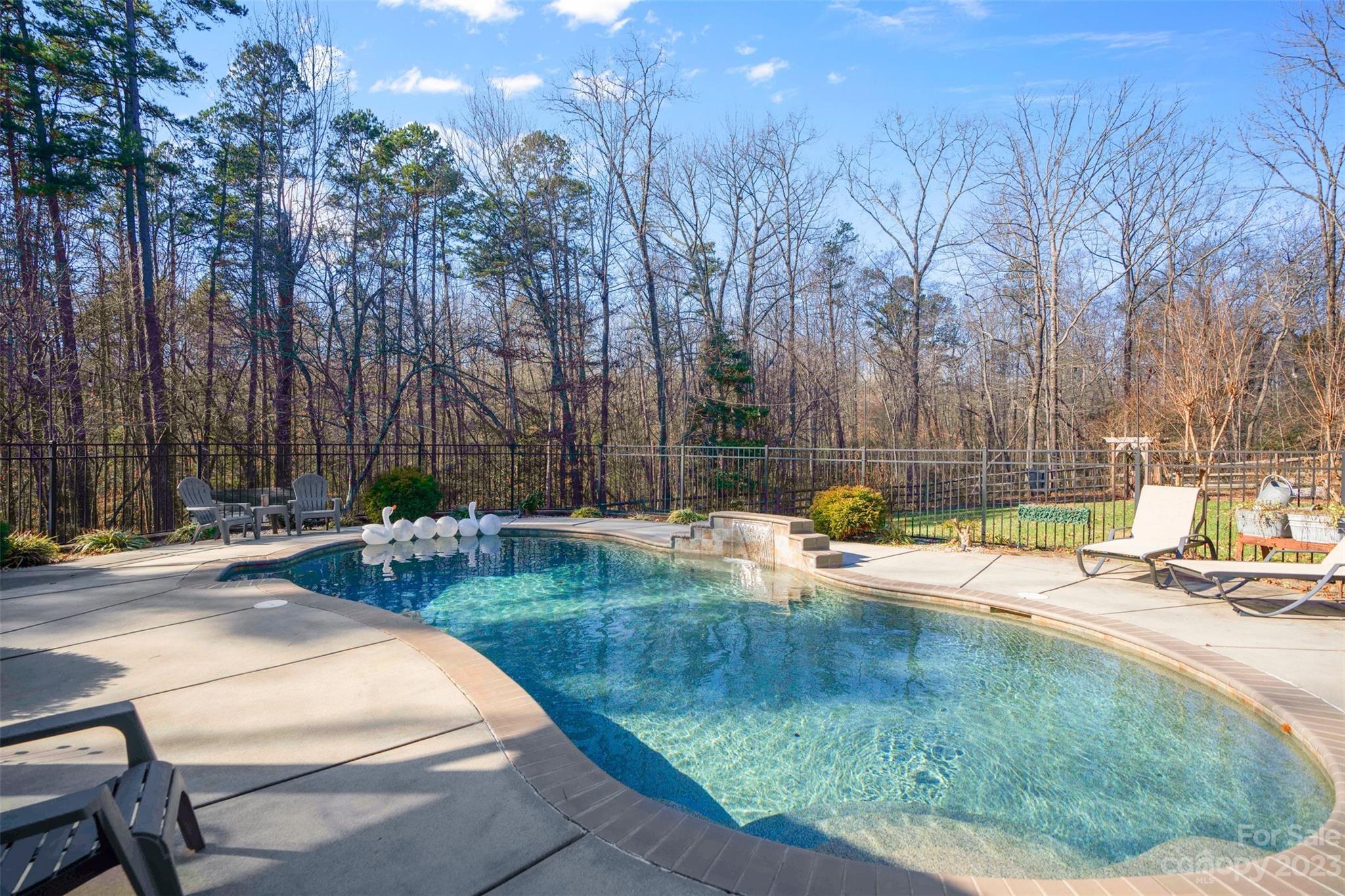5926 Taurus Drive