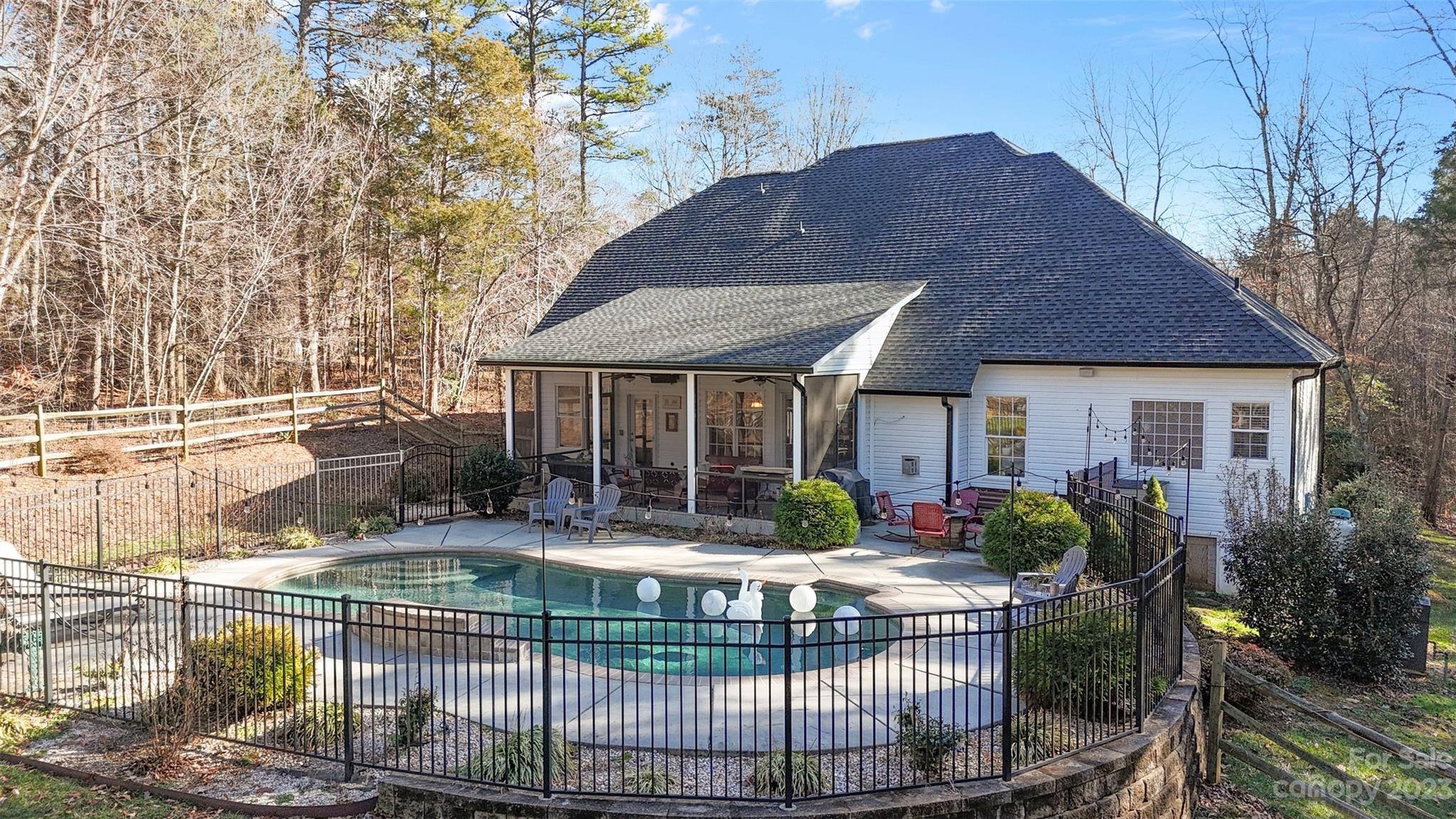 5926 Taurus Drive