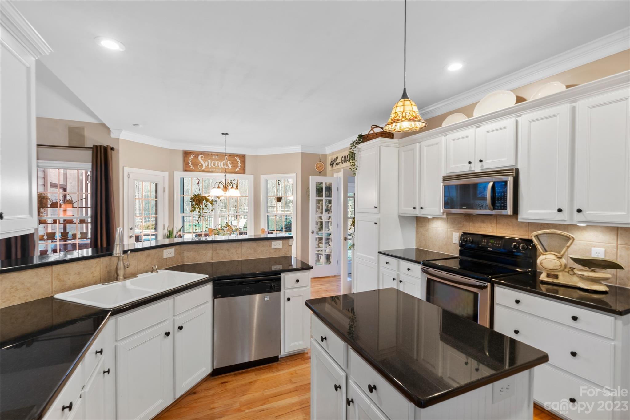 5926 Taurus Drive