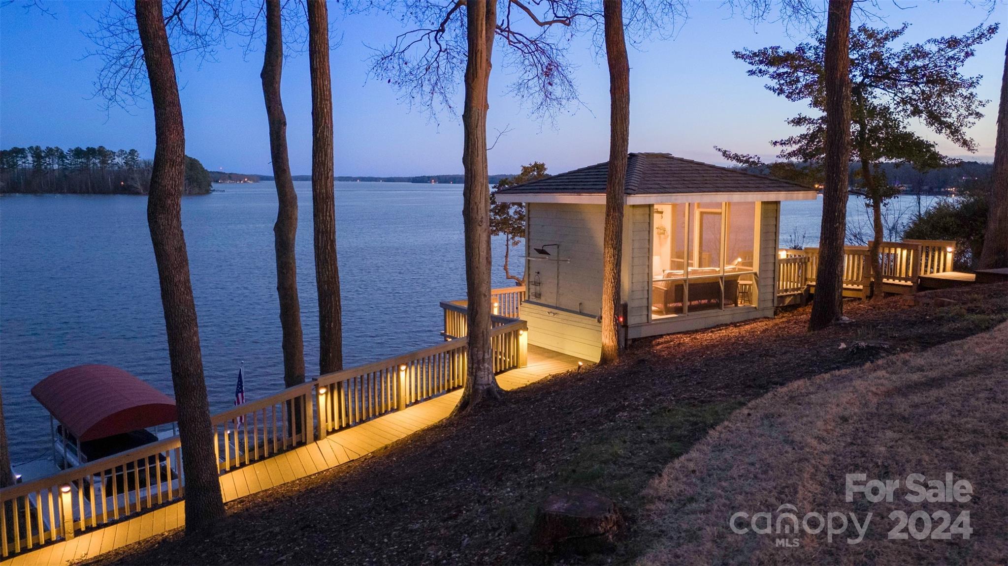 2291 Riverside Drive