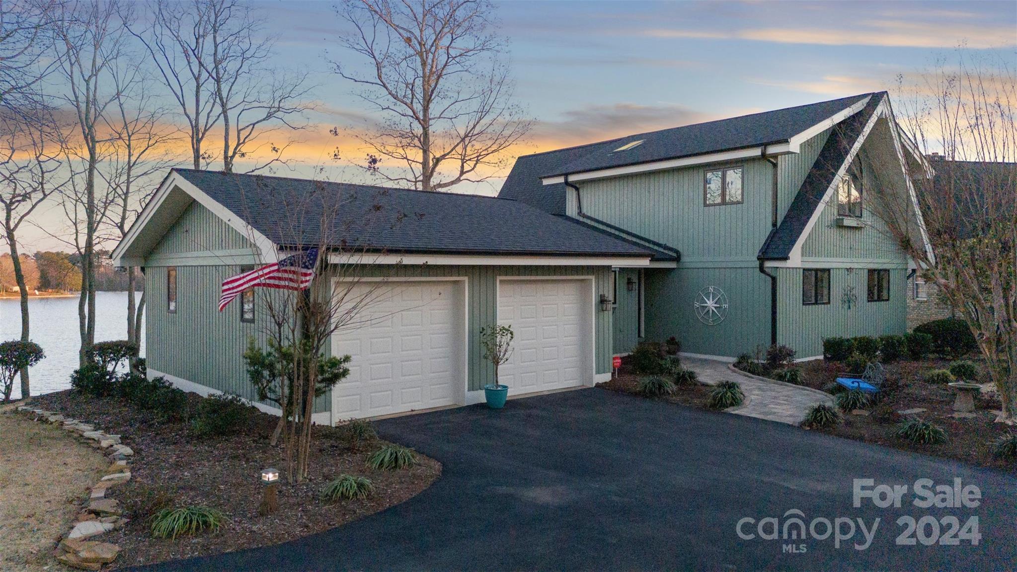 2291 Riverside Drive