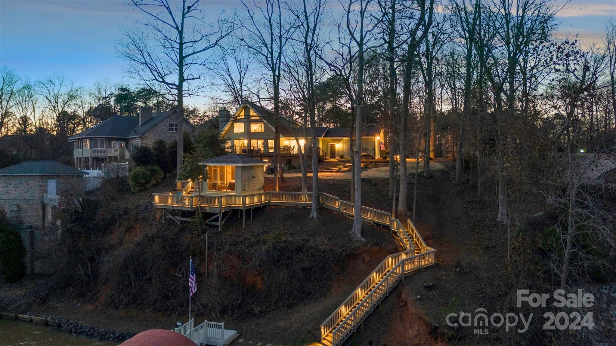2291 Riverside Drive