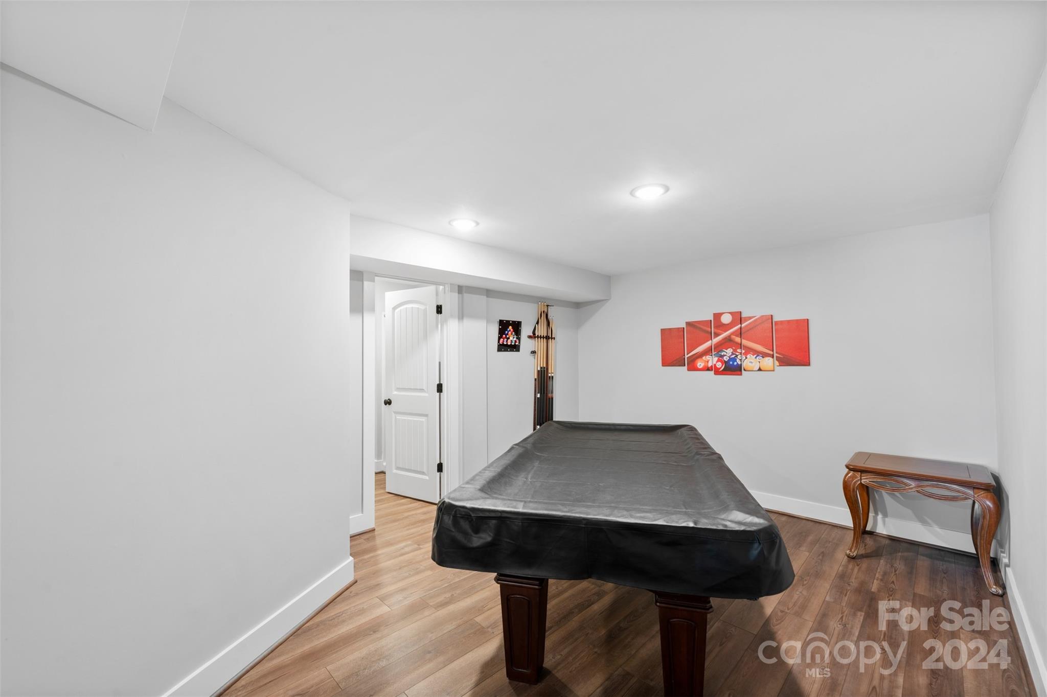 2291 Riverside Drive