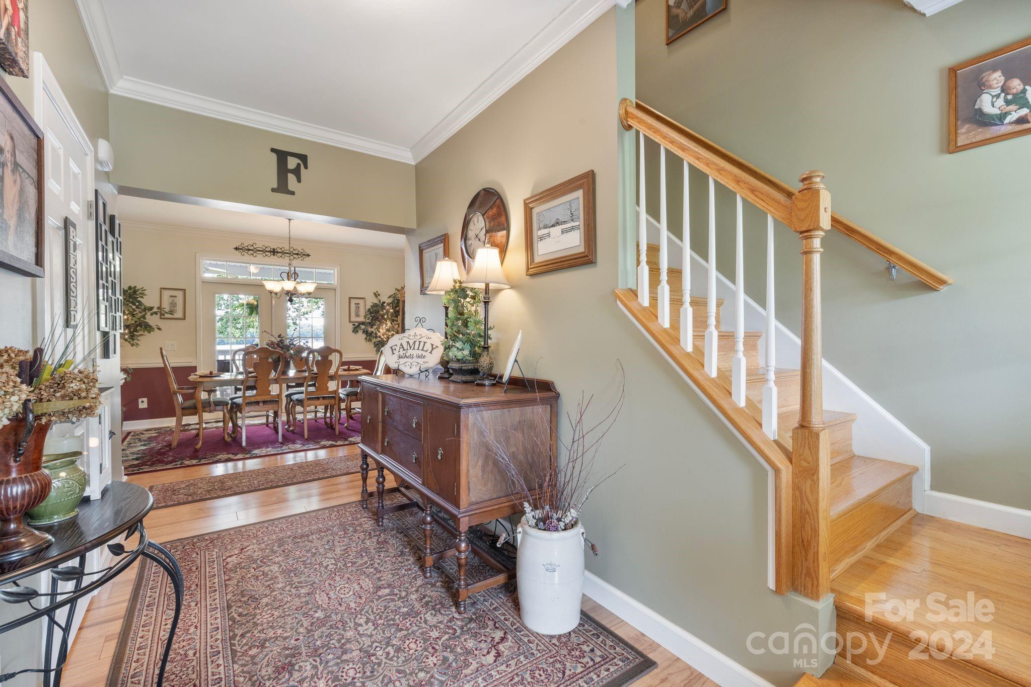 303 Potters Landing