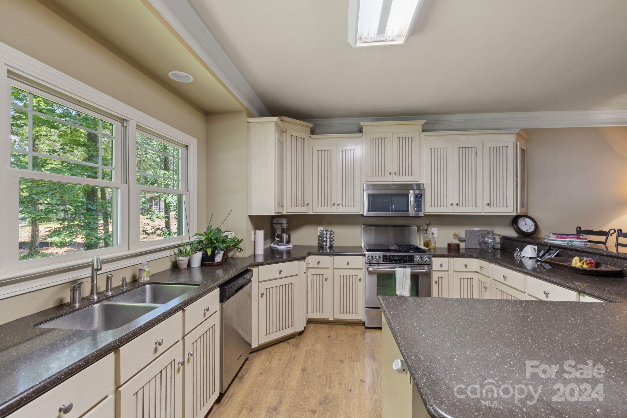 385 River Country Road