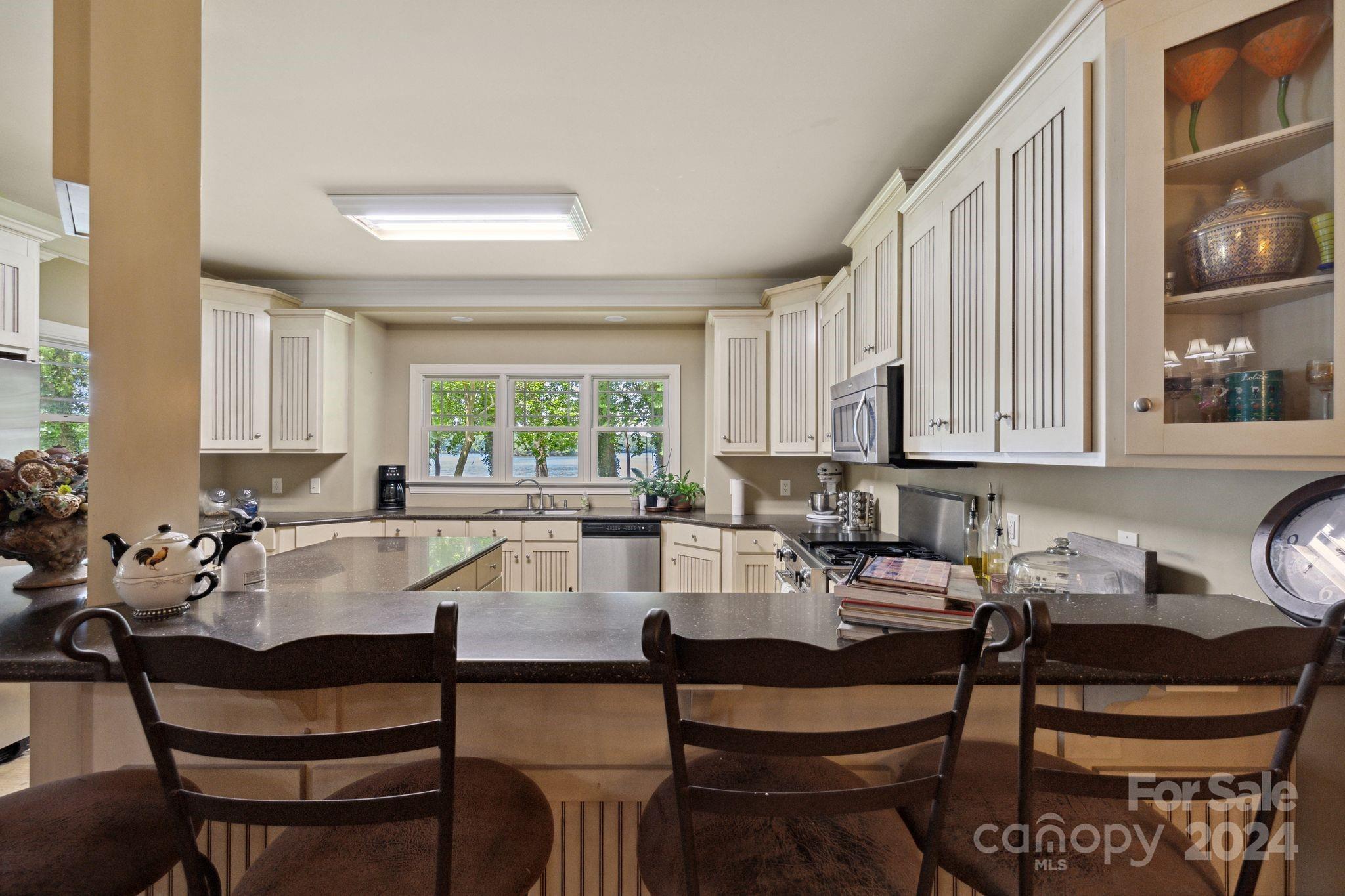 385 River Country Road