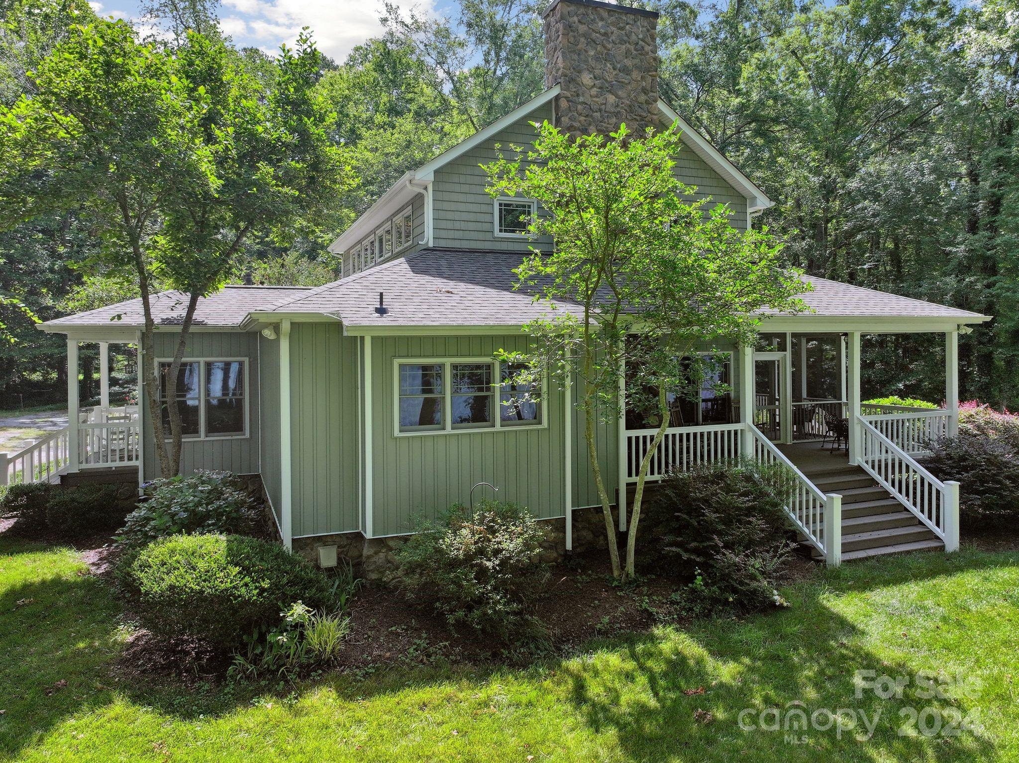 385 River Country Road
