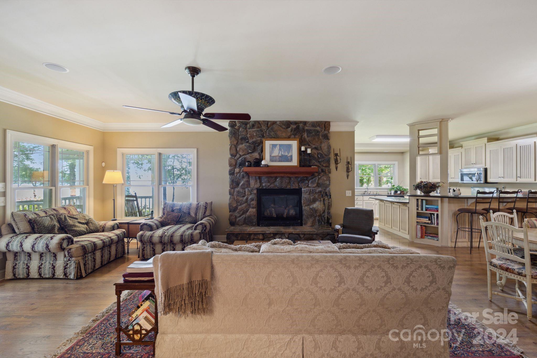 385 River Country Road