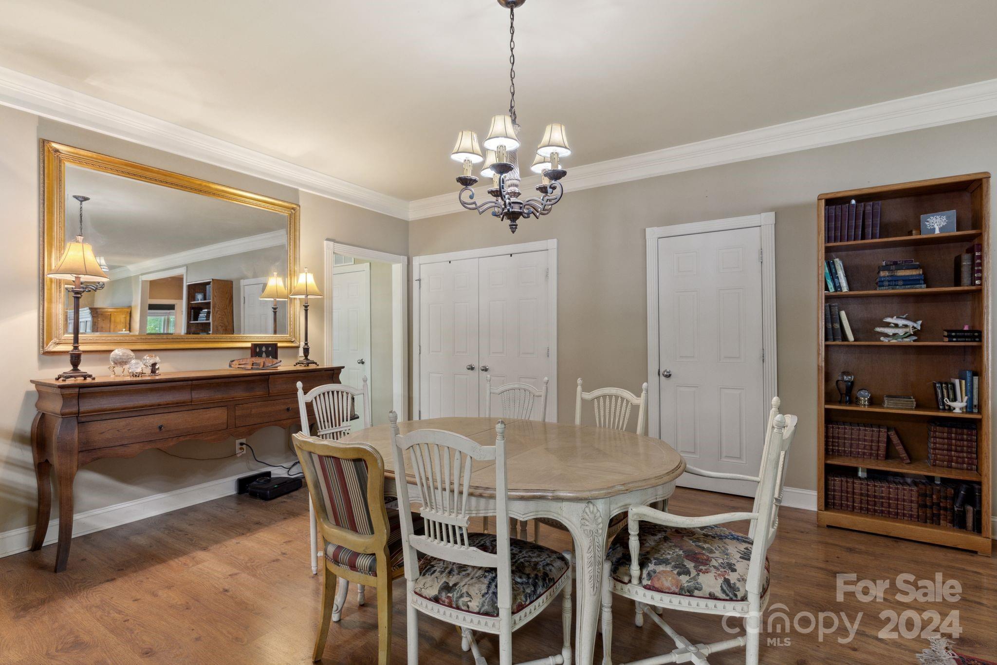 385 River Country Road