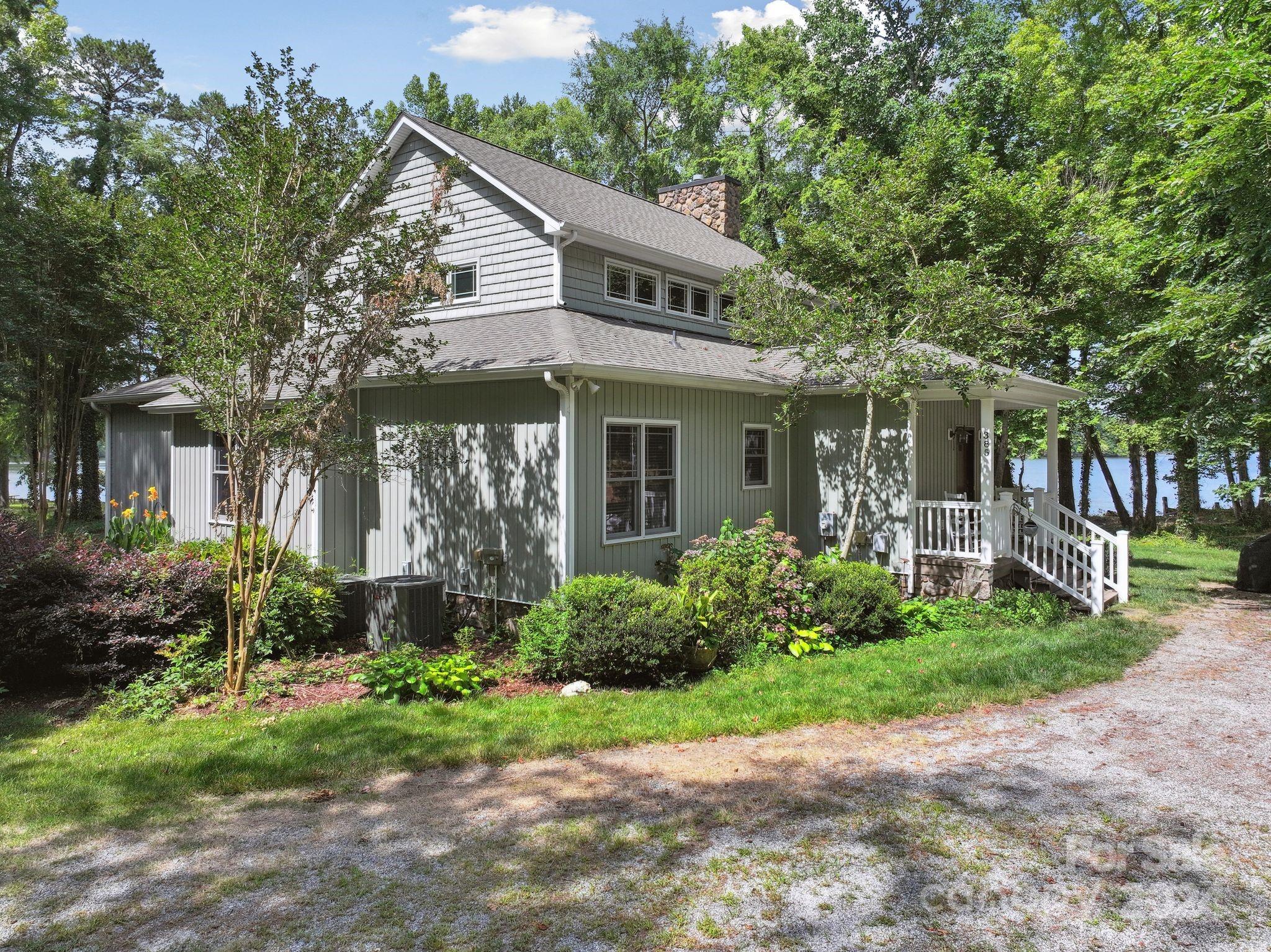 385 River Country Road