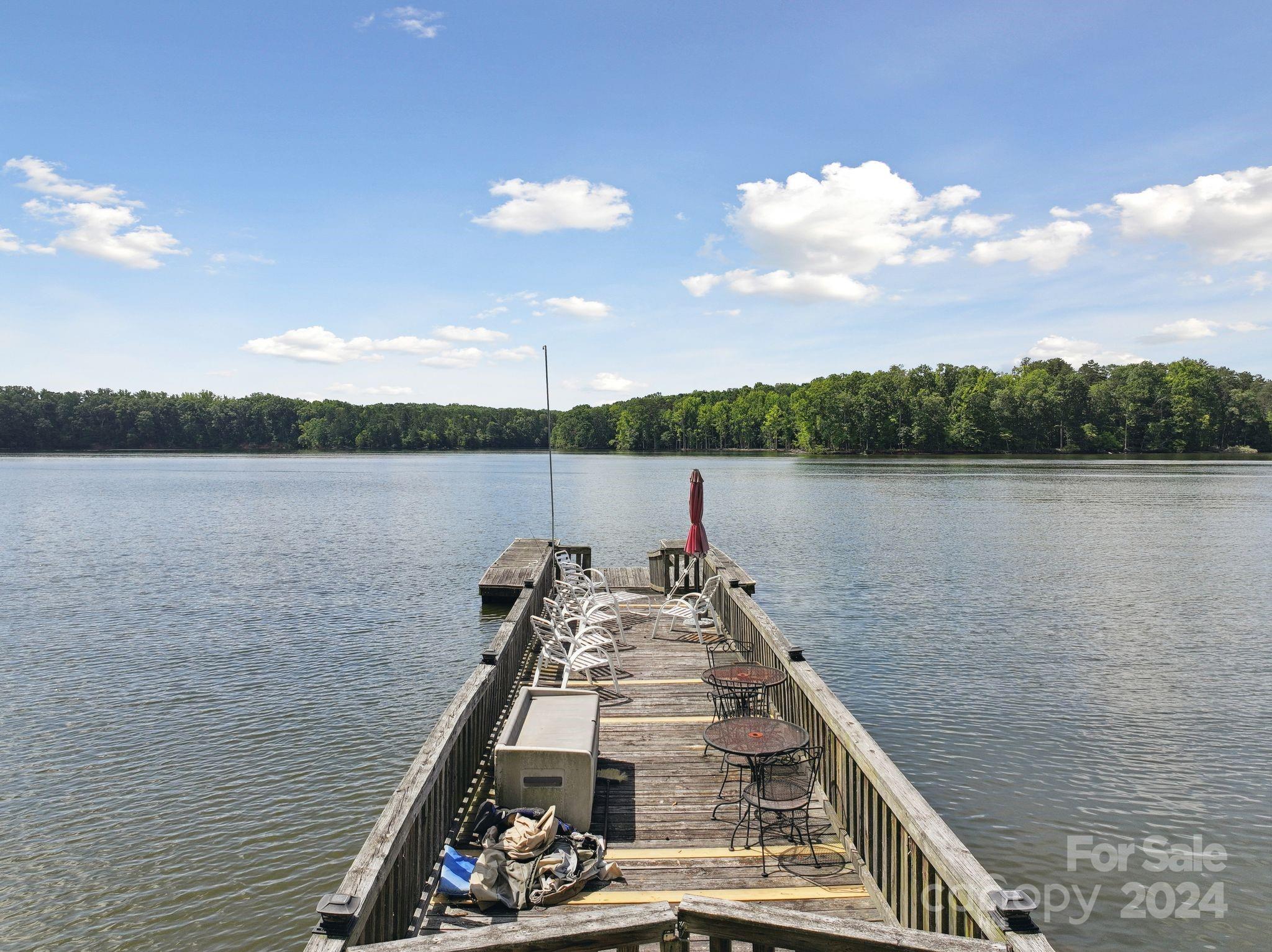 385 River Country Road