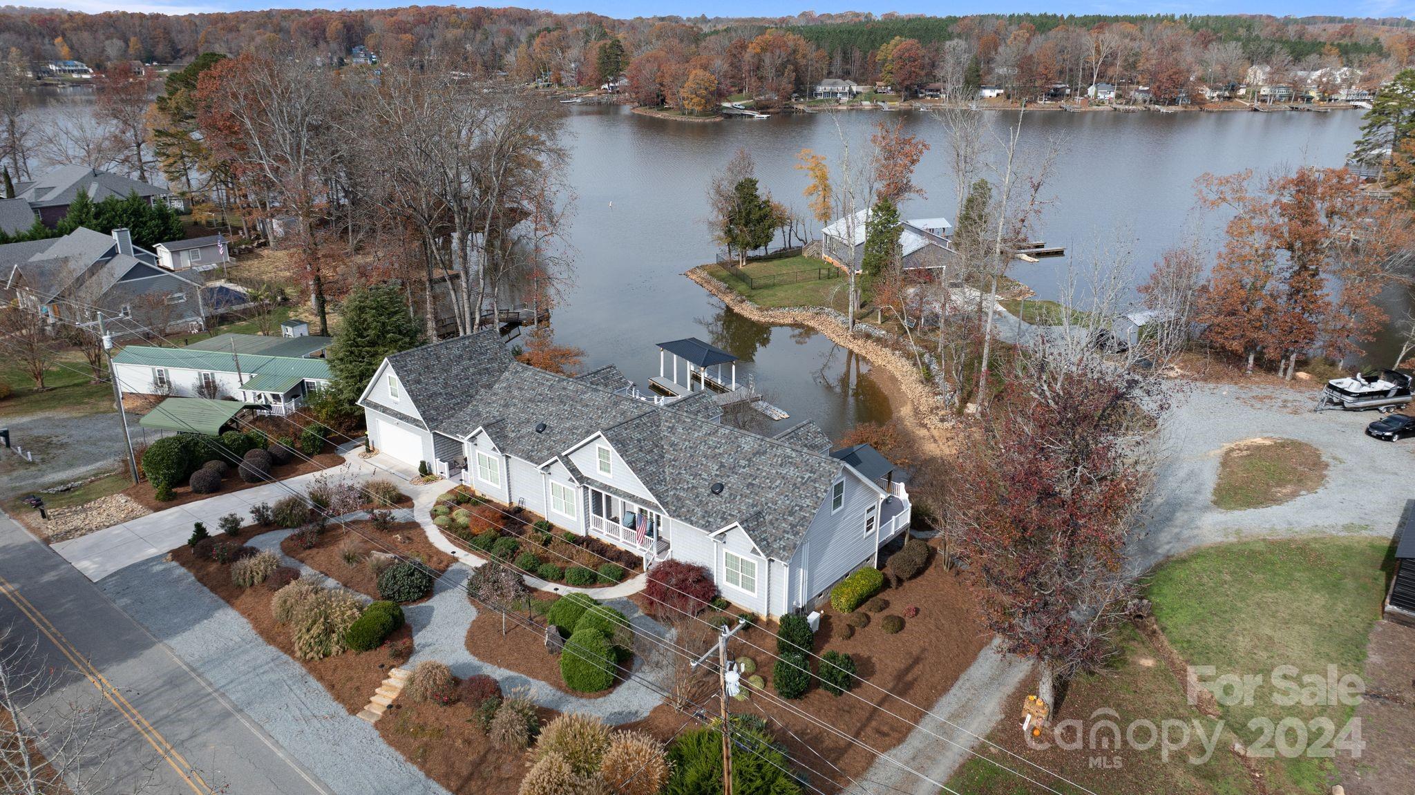 1742 Riverview Road