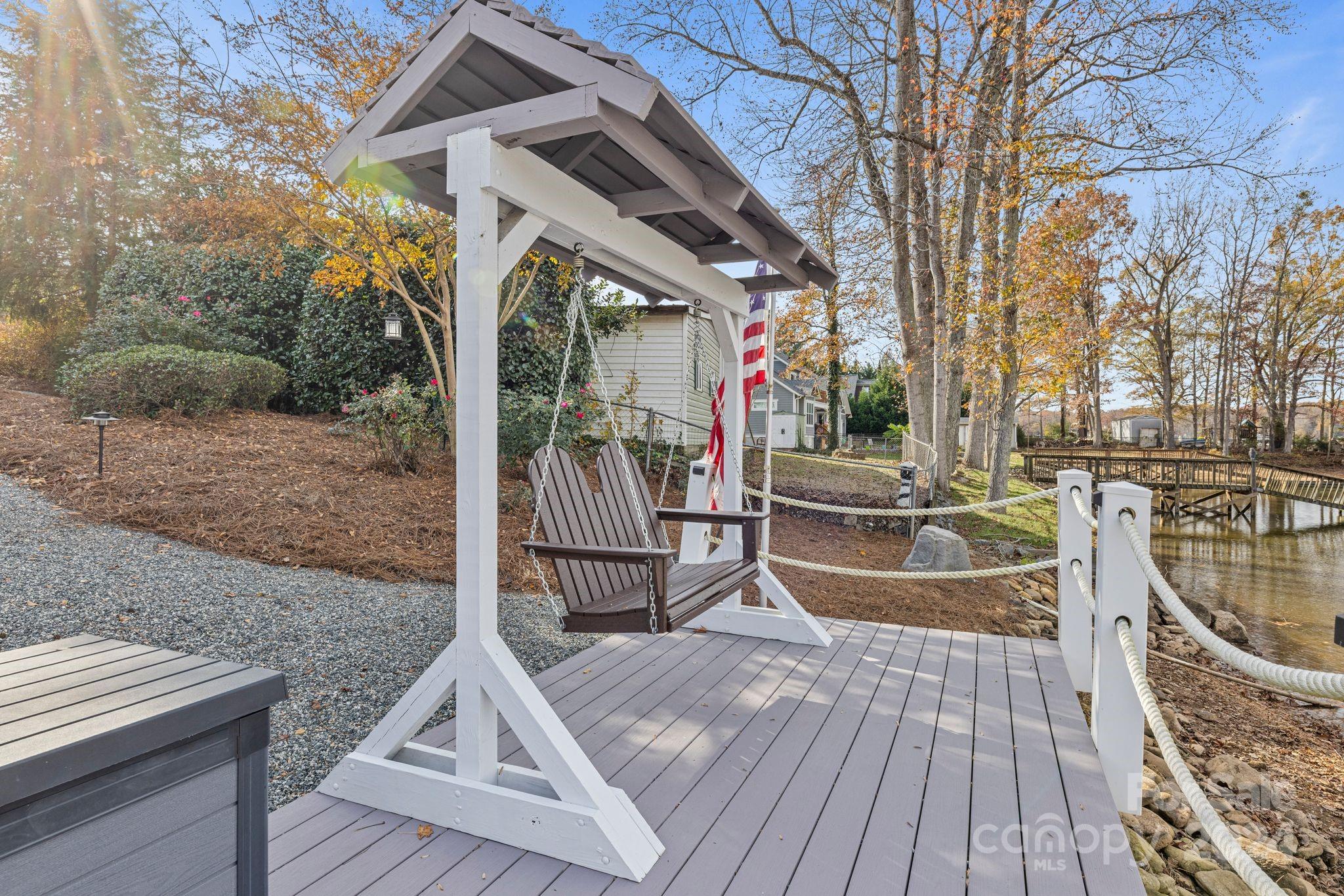 1742 Riverview Road