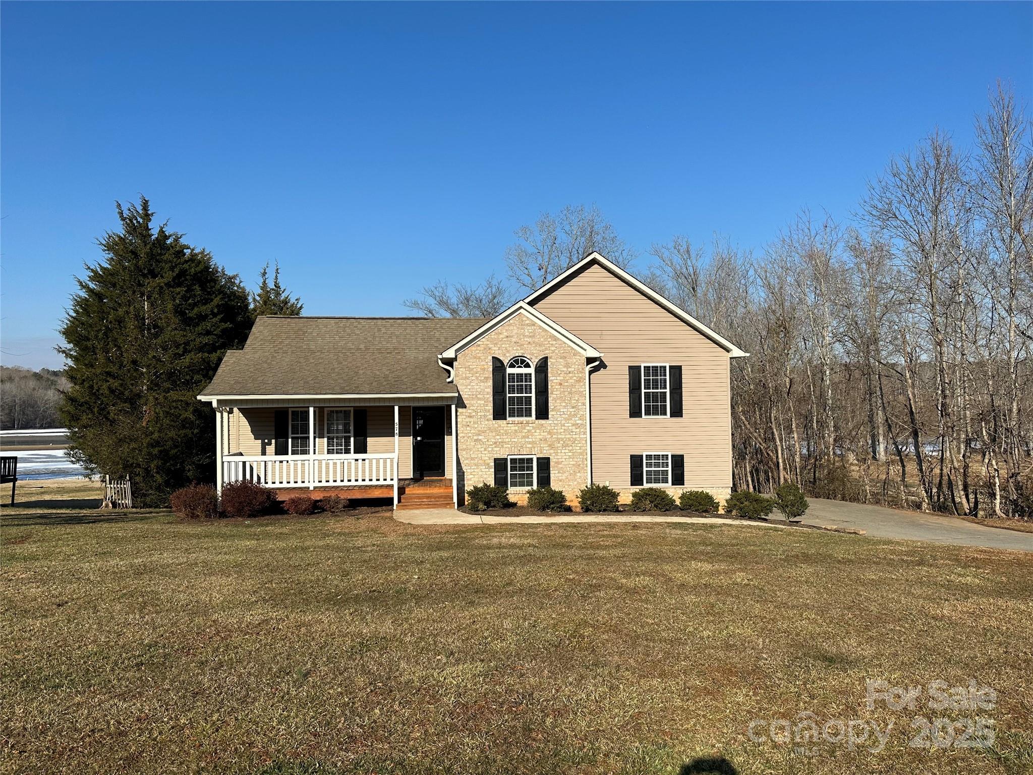 578 Spartan Drive