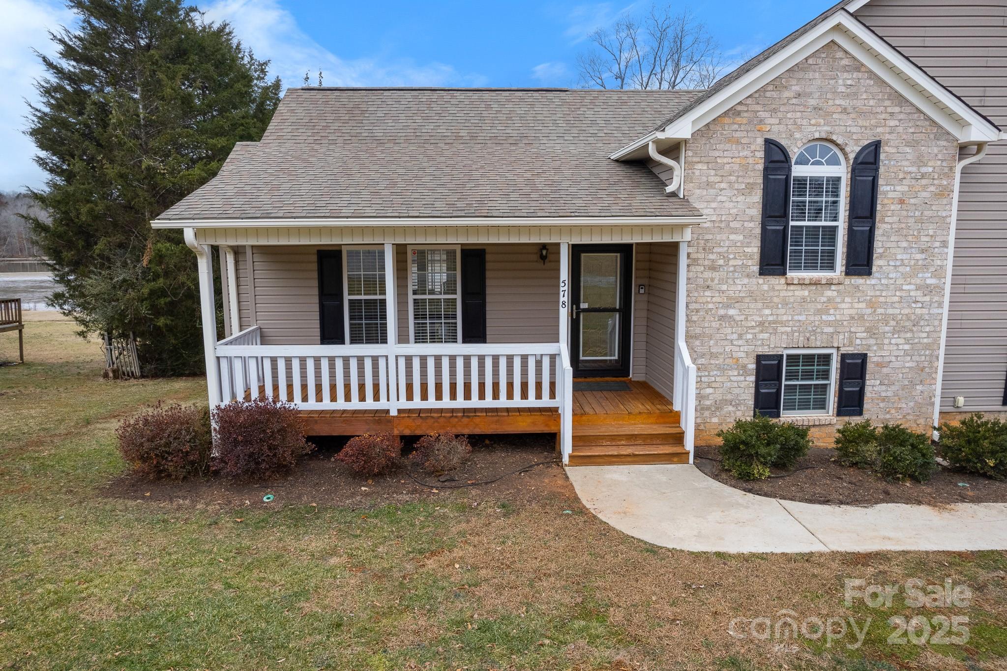578 Spartan Drive