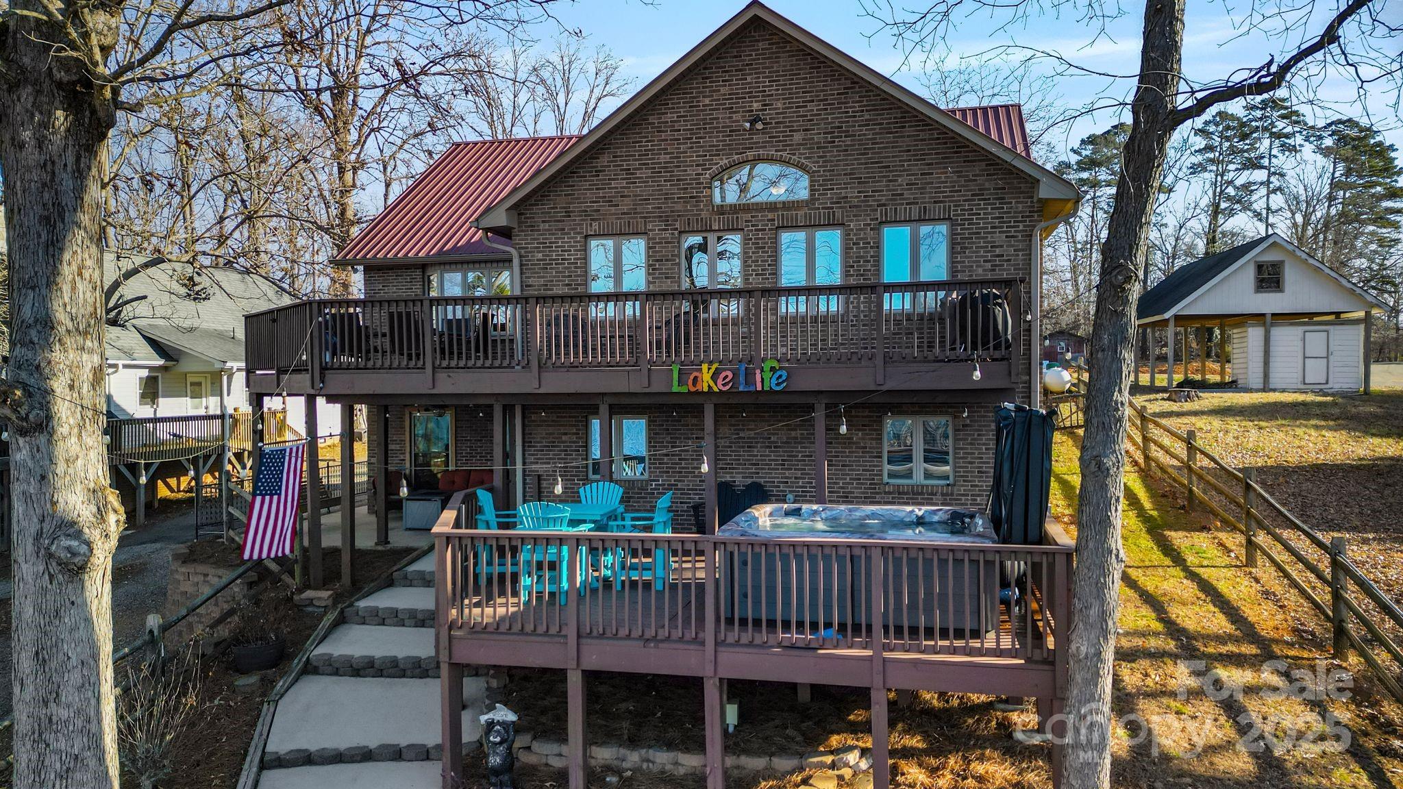 319 S Shore Drive