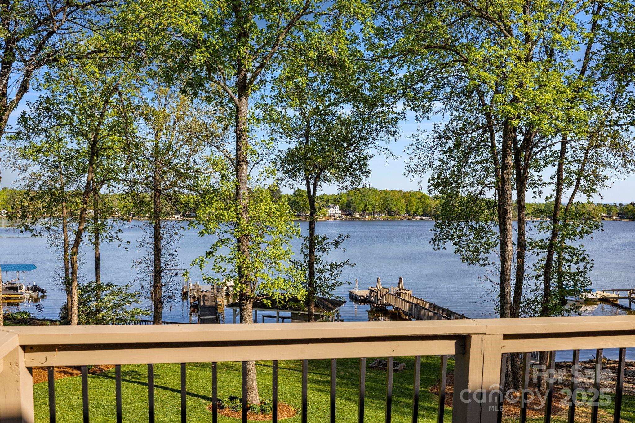 1711 Riverside Drive