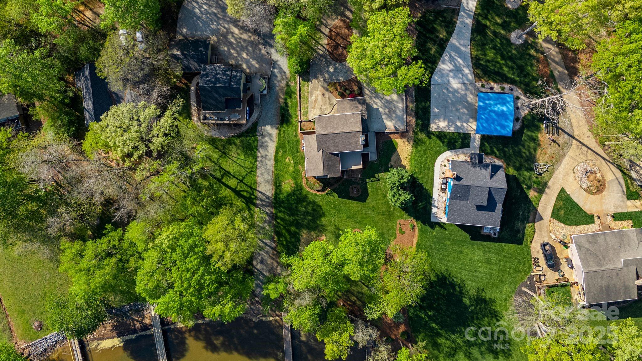 1711 Riverside Drive