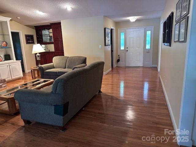 616 Indian Wells Circle