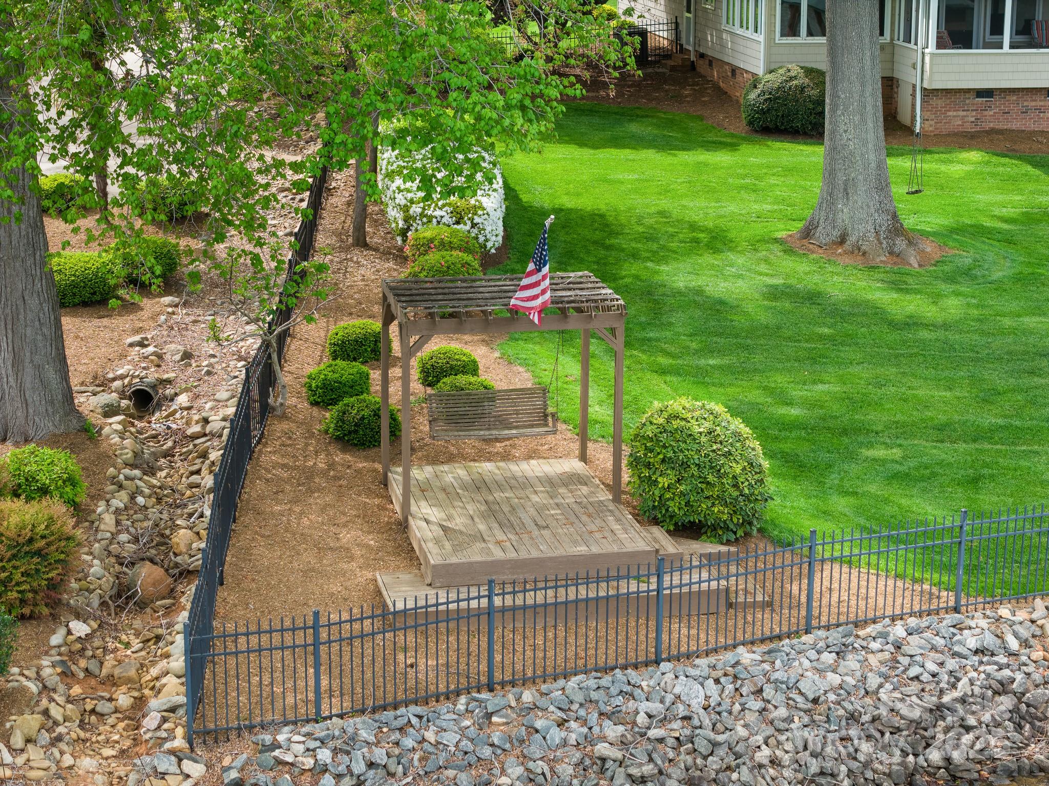 173 Riverwood Road