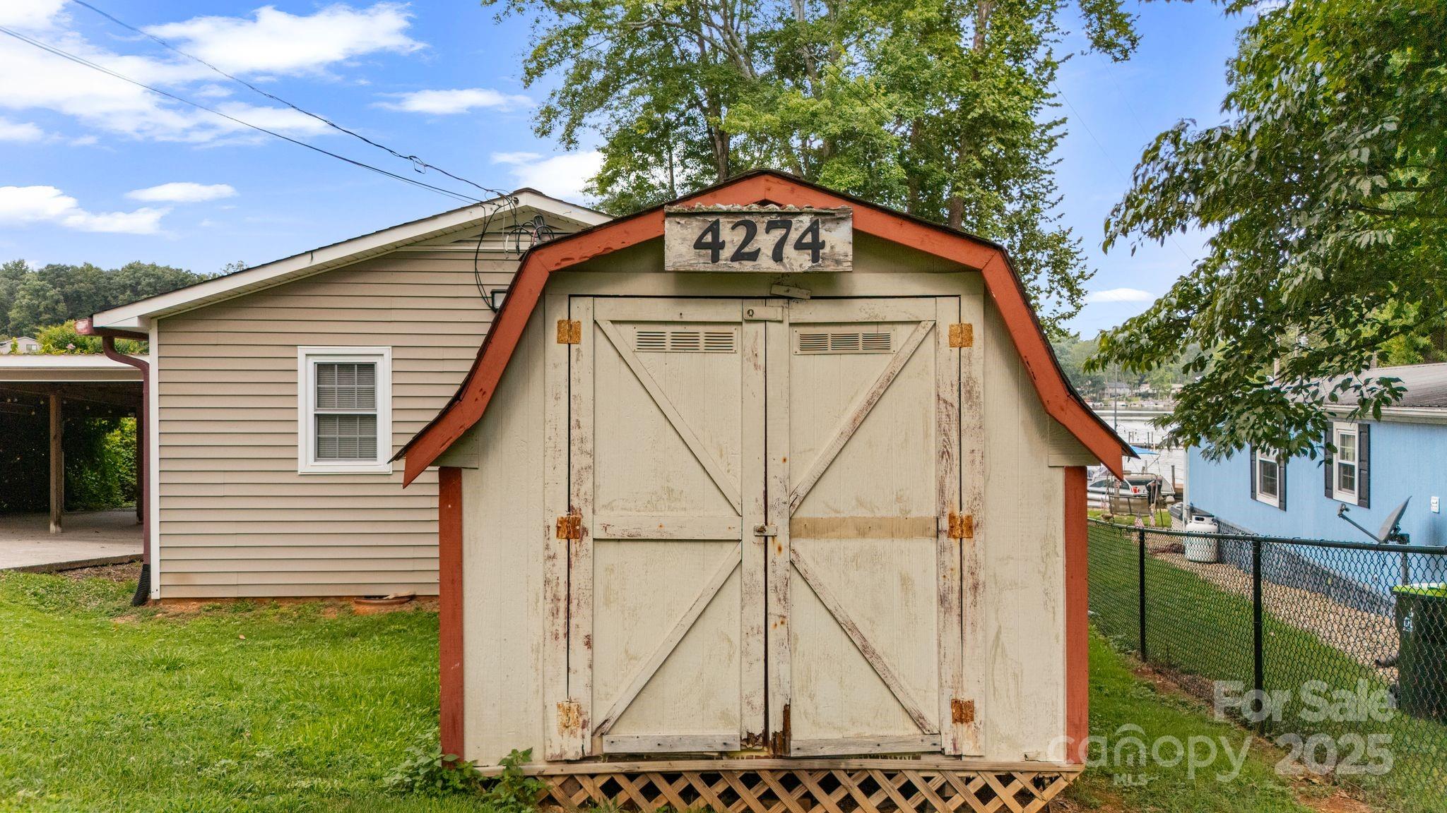 4274 Old Mountain Road