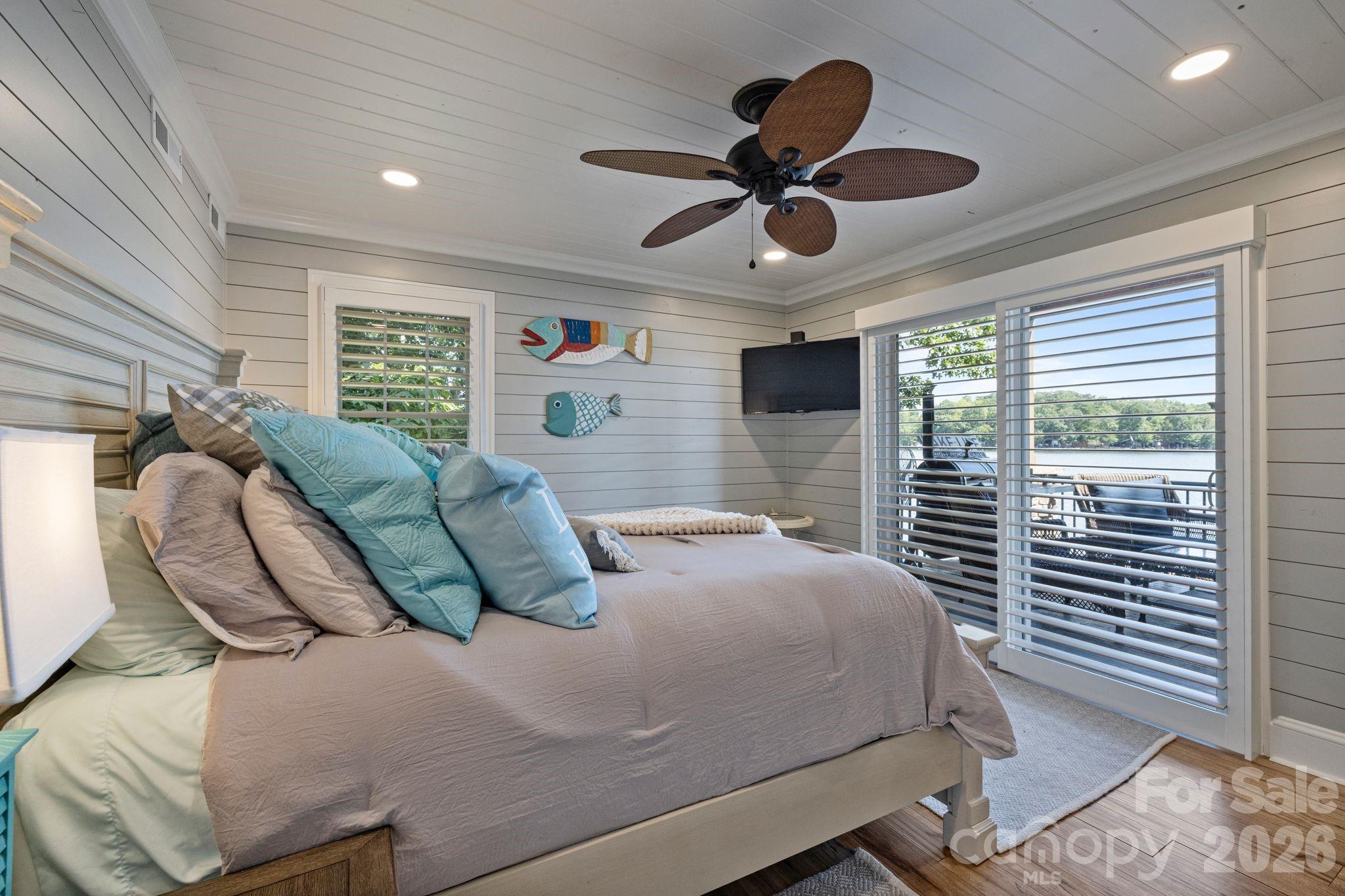 360 Tamarac Shores Drive