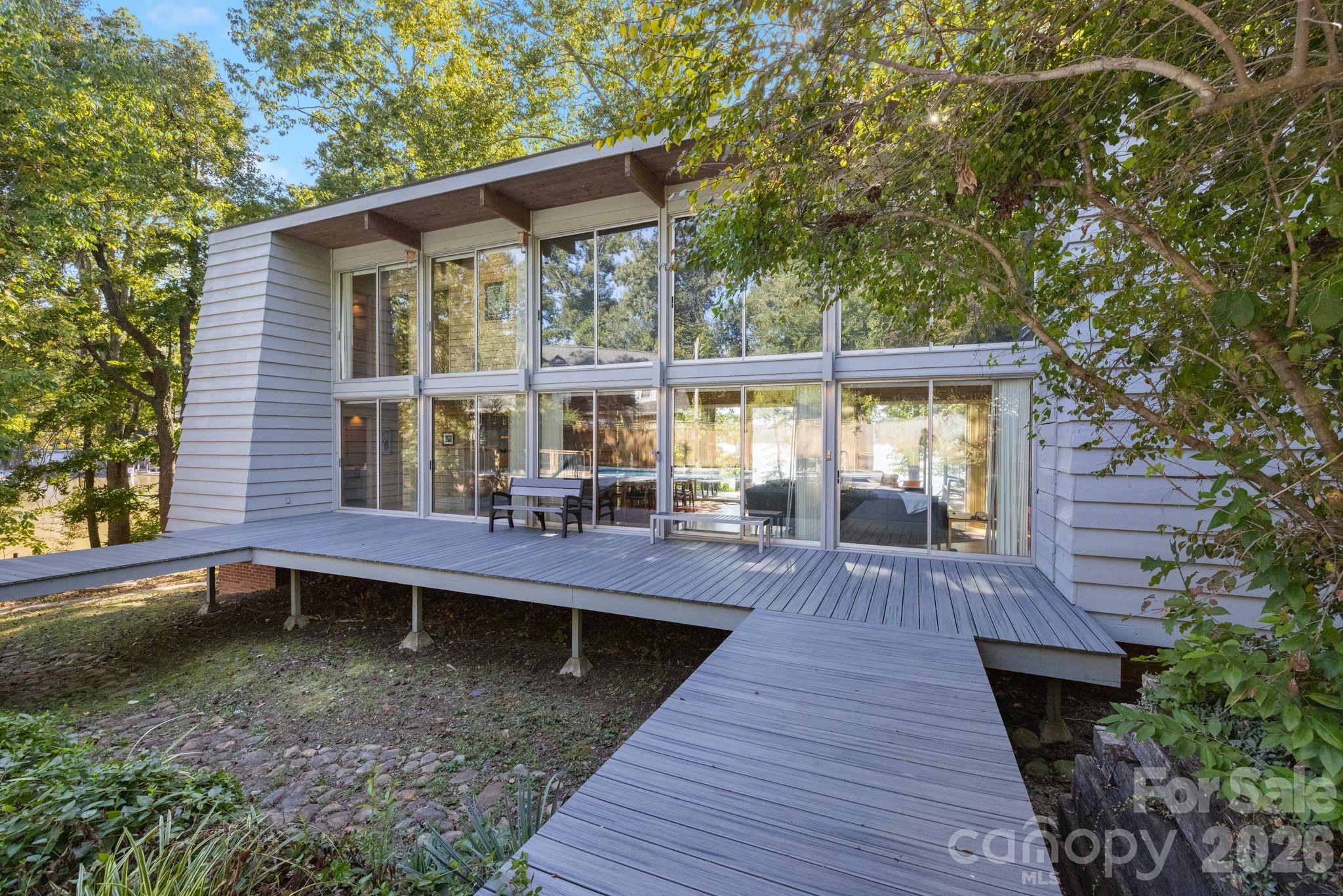 1112 Riverwood Drive