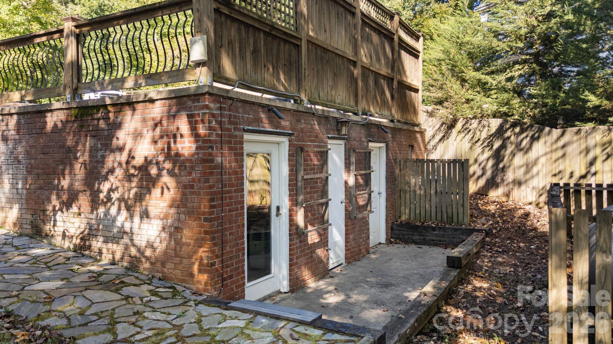 1112 Riverwood Drive