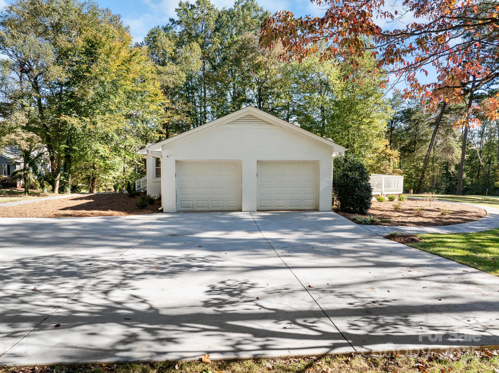 104 Shawnee Circle