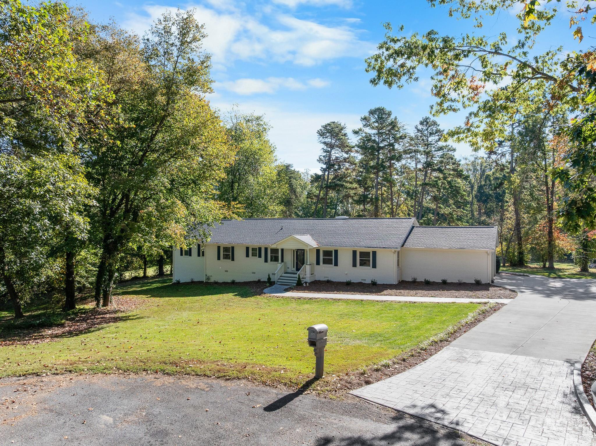 104 Shawnee Circle