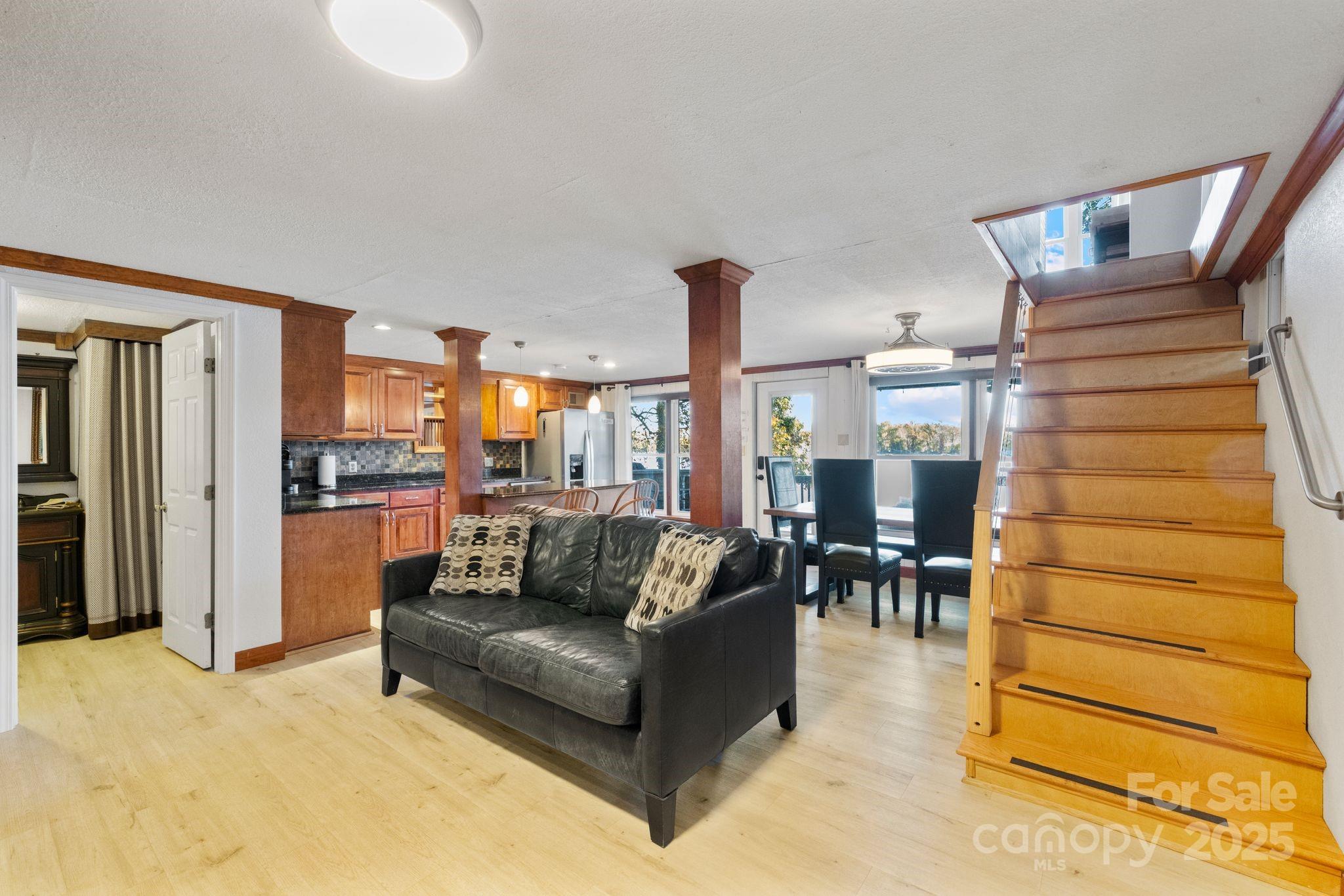 579 Riverview Drive