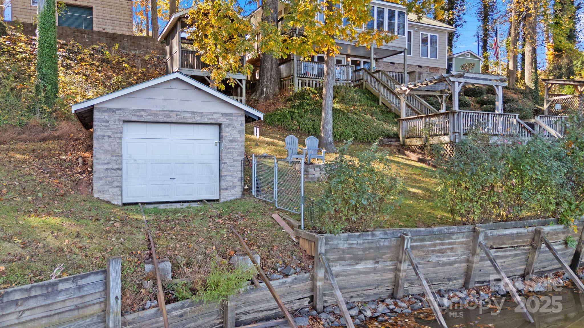 579 Riverview Drive