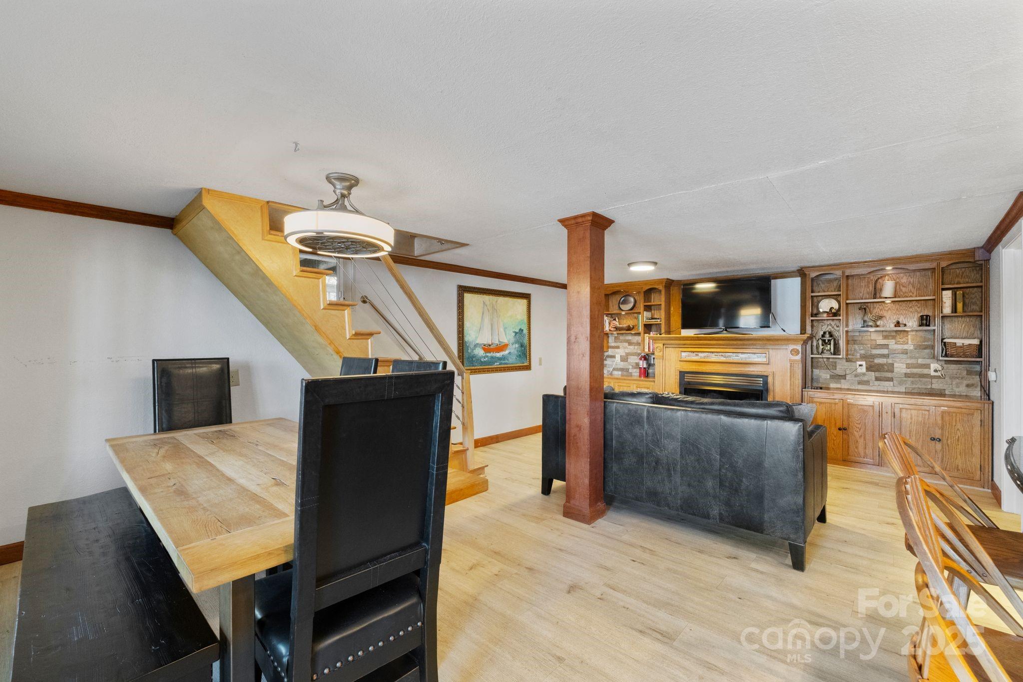 579 Riverview Drive