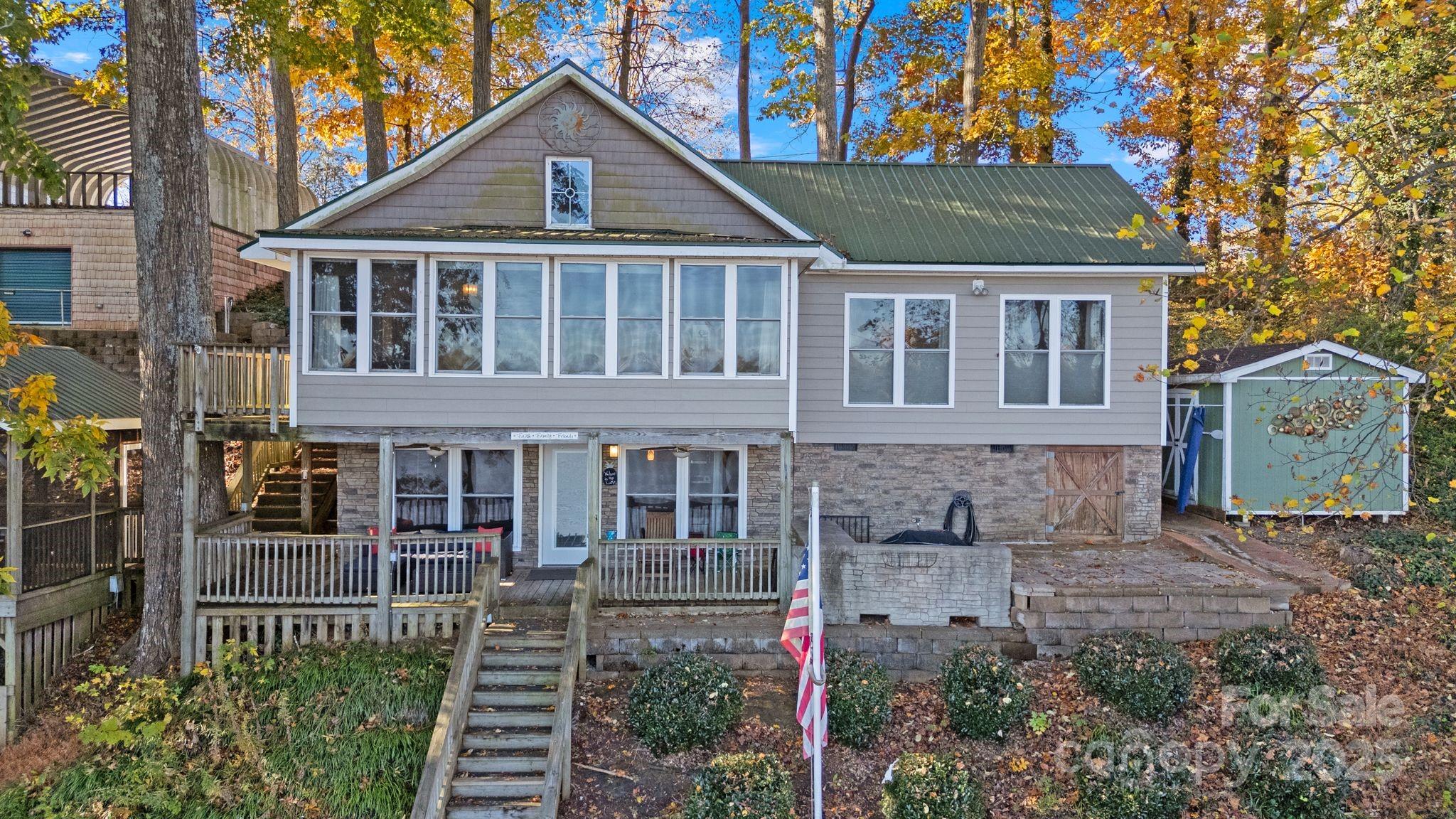 579 Riverview Drive